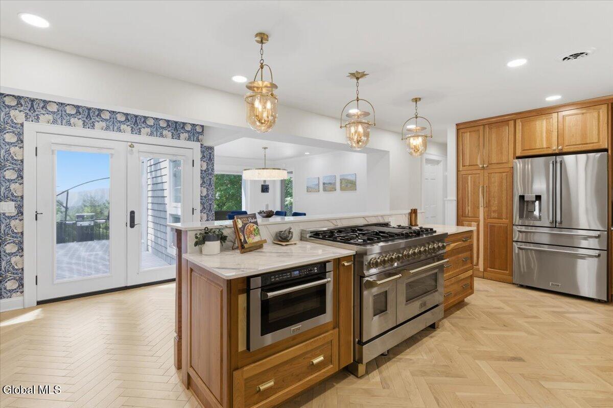 47 Olde Coach Road Diamond Point NY 12824