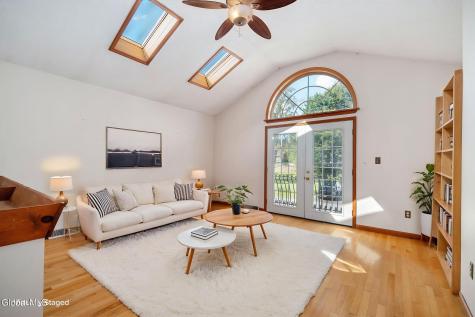 30 Ivaloo Avenue Albany NY 12203