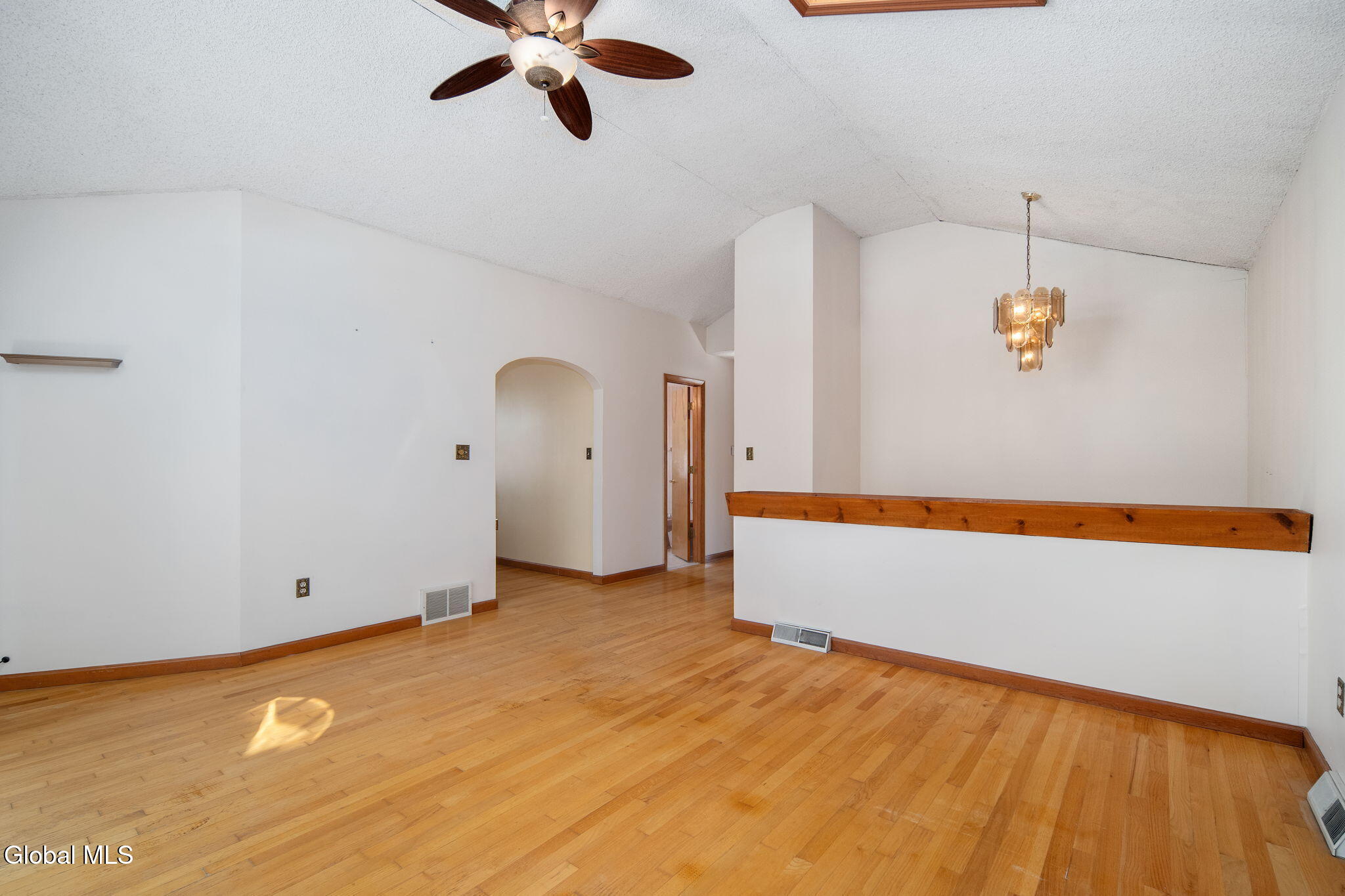30 Ivaloo Avenue Albany NY 12203
