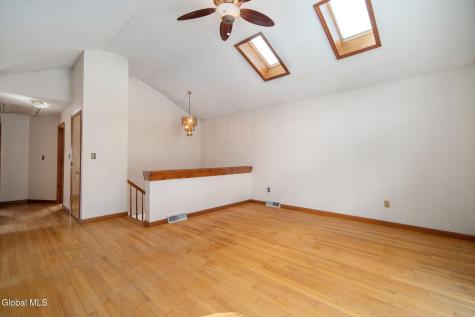 30 Ivaloo Avenue Albany NY 12203