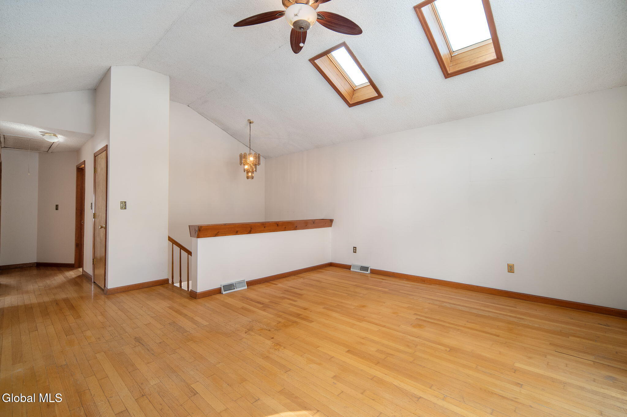 30 Ivaloo Avenue Albany NY 12203