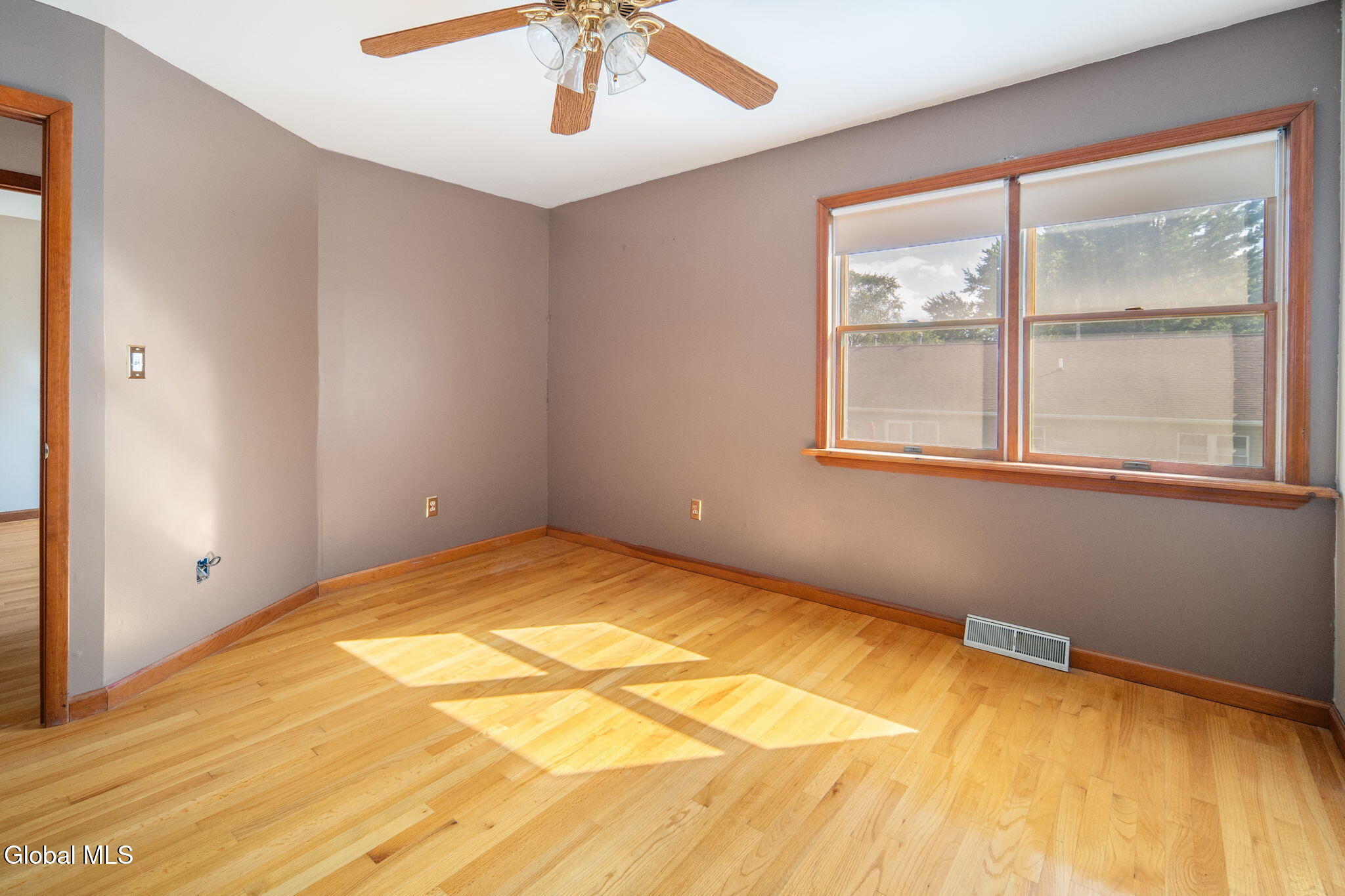 30 Ivaloo Avenue Albany NY 12203