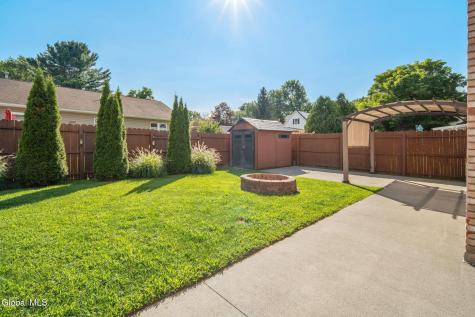 30 Ivaloo Avenue Albany NY 12203
