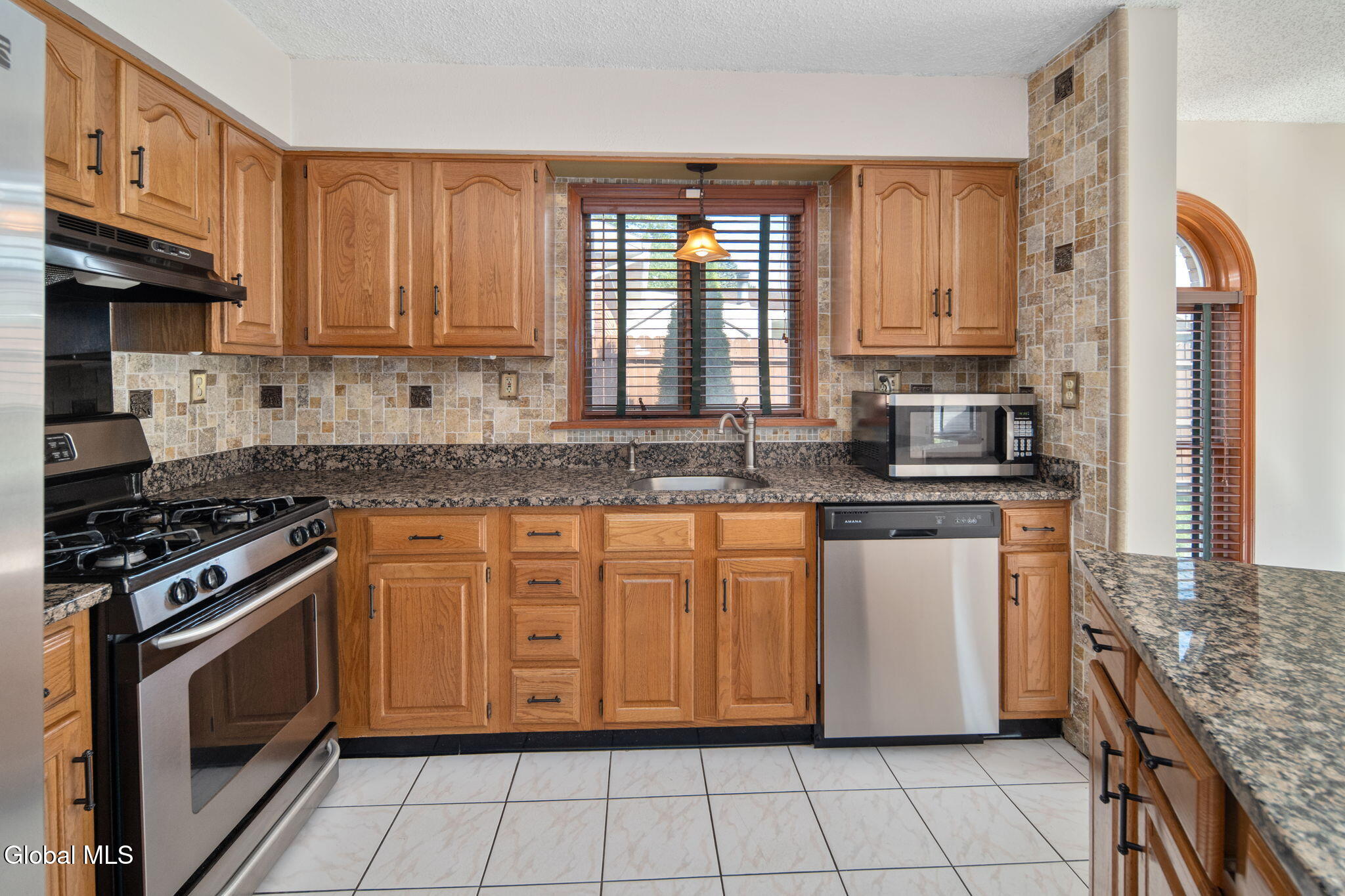 30 Ivaloo Avenue Albany NY 12203