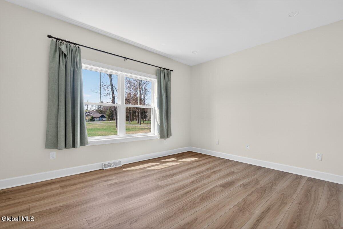 279 Bender Lane Glenmont NY 12077