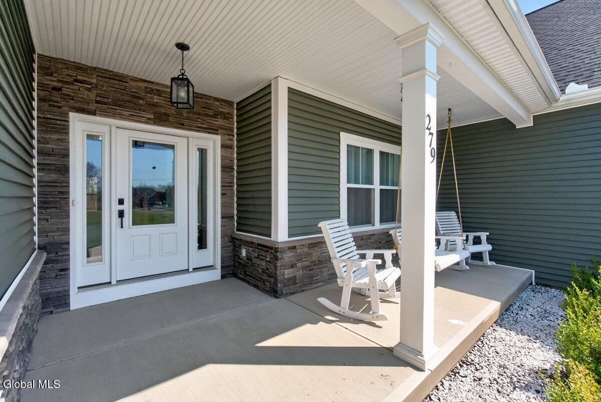 279 Bender Lane Glenmont NY 12077