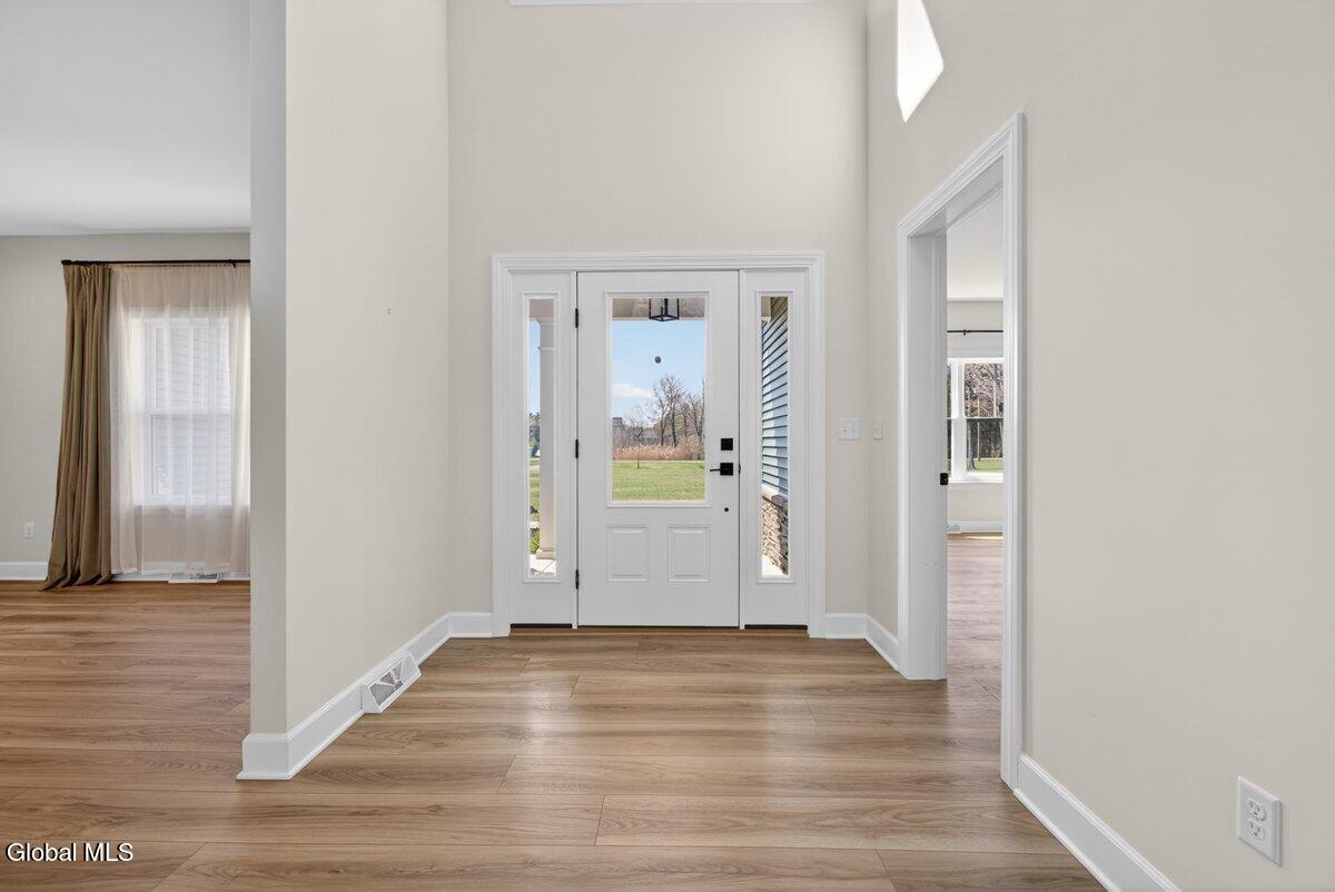 279 Bender Lane Glenmont NY 12077