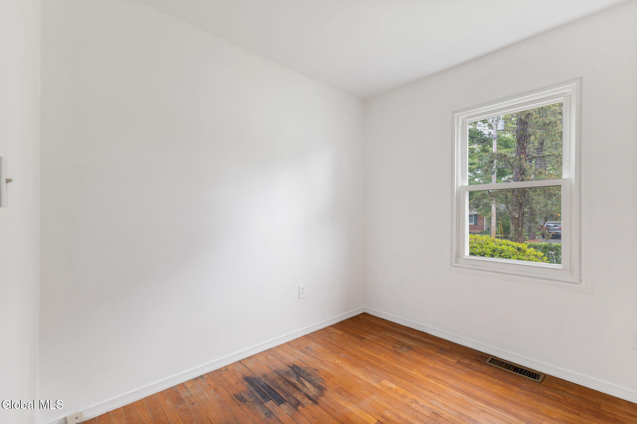 2736 Maida Lane Schenectady NY 12306
