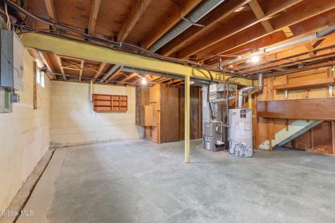2736 Maida Lane Schenectady NY 12306
