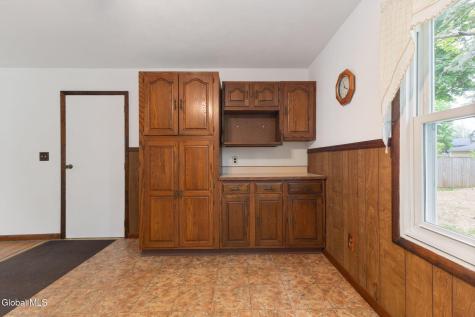 2736 Maida Lane Schenectady NY 12306