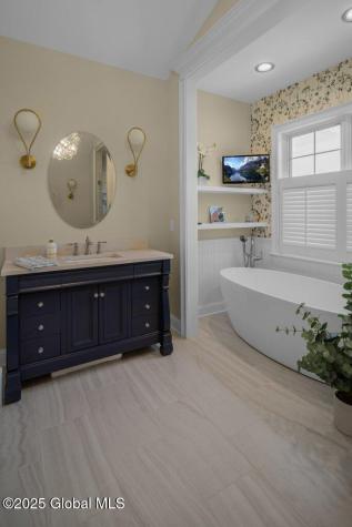 16 Saratoga Farm Road Malta NY 12020