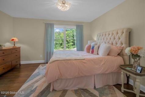 16 Saratoga Farm Road Malta NY 12020