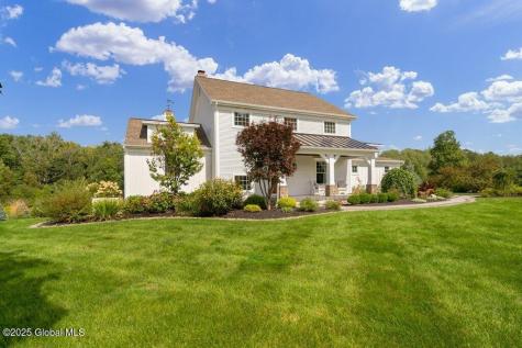 16 Saratoga Farm Road Malta NY 12020