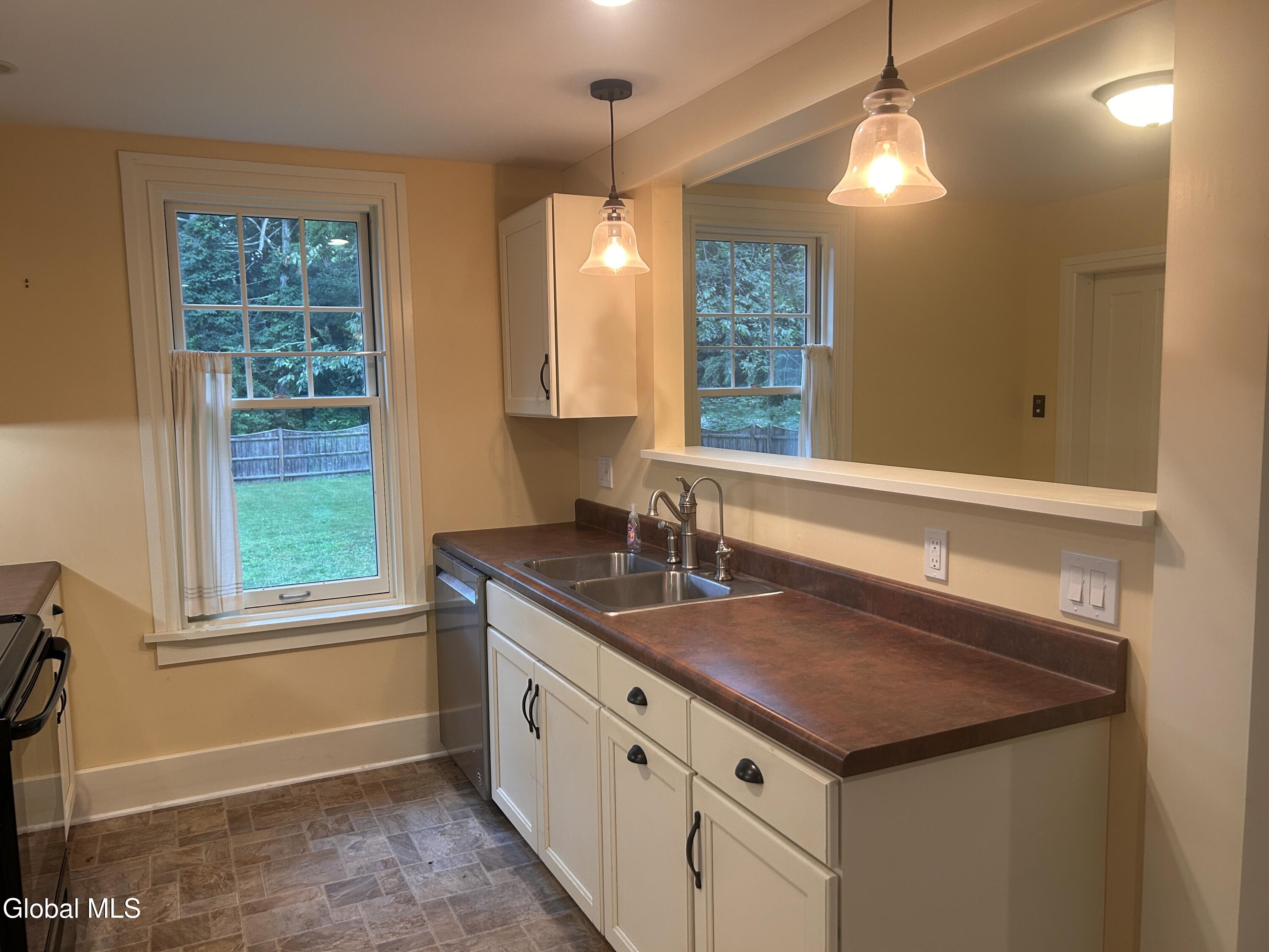 947 Charlton Road Charlton NY 12302