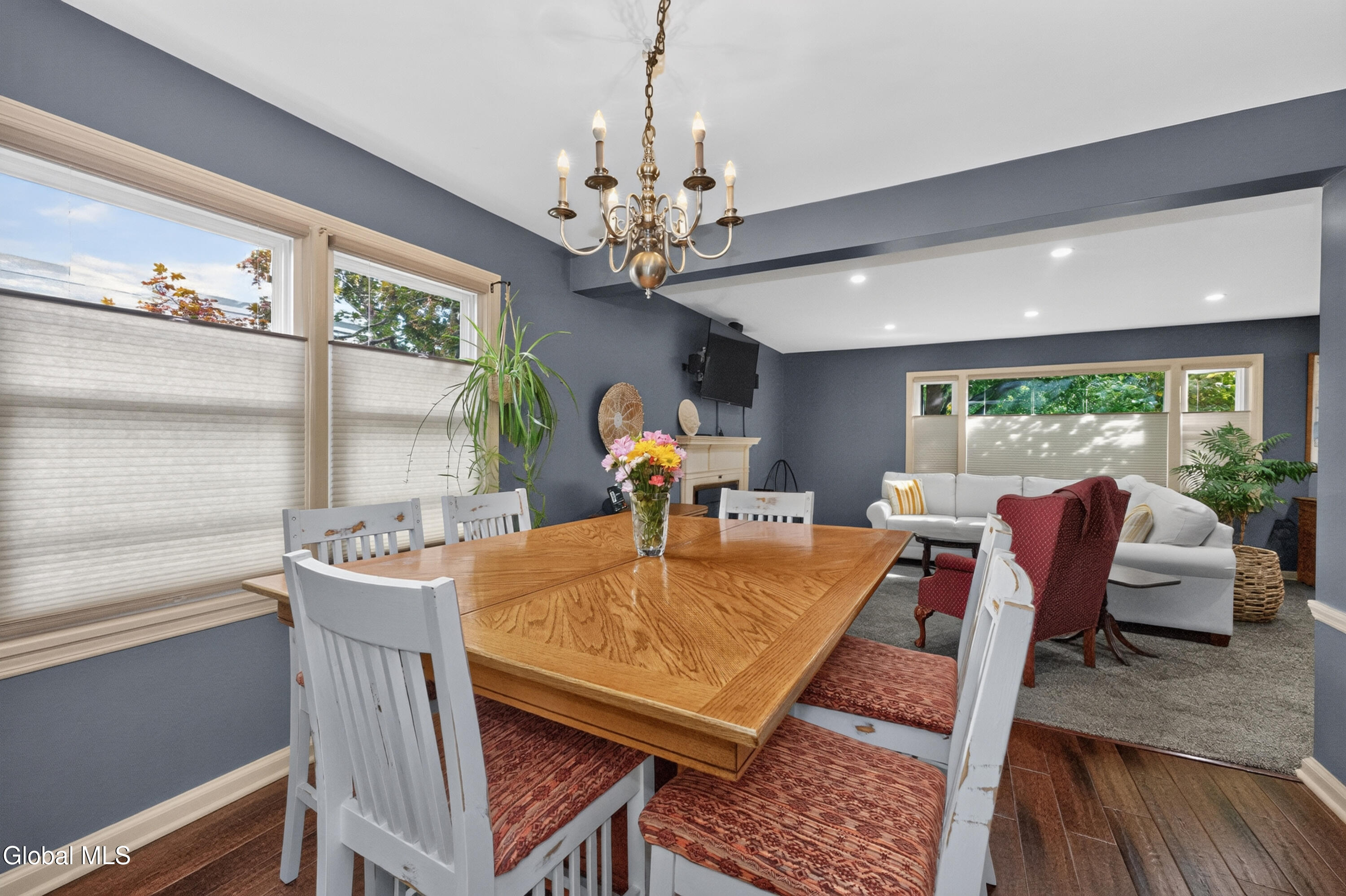42 Buckingham Drive Albany NY 12208