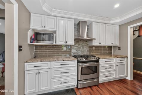 42 Buckingham Drive Albany NY 12208