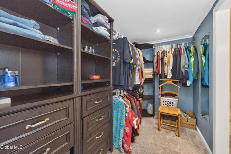42 Buckingham Drive Albany NY 12208