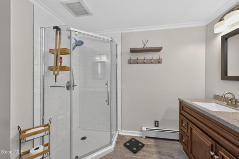 42 Buckingham Drive Albany NY 12208