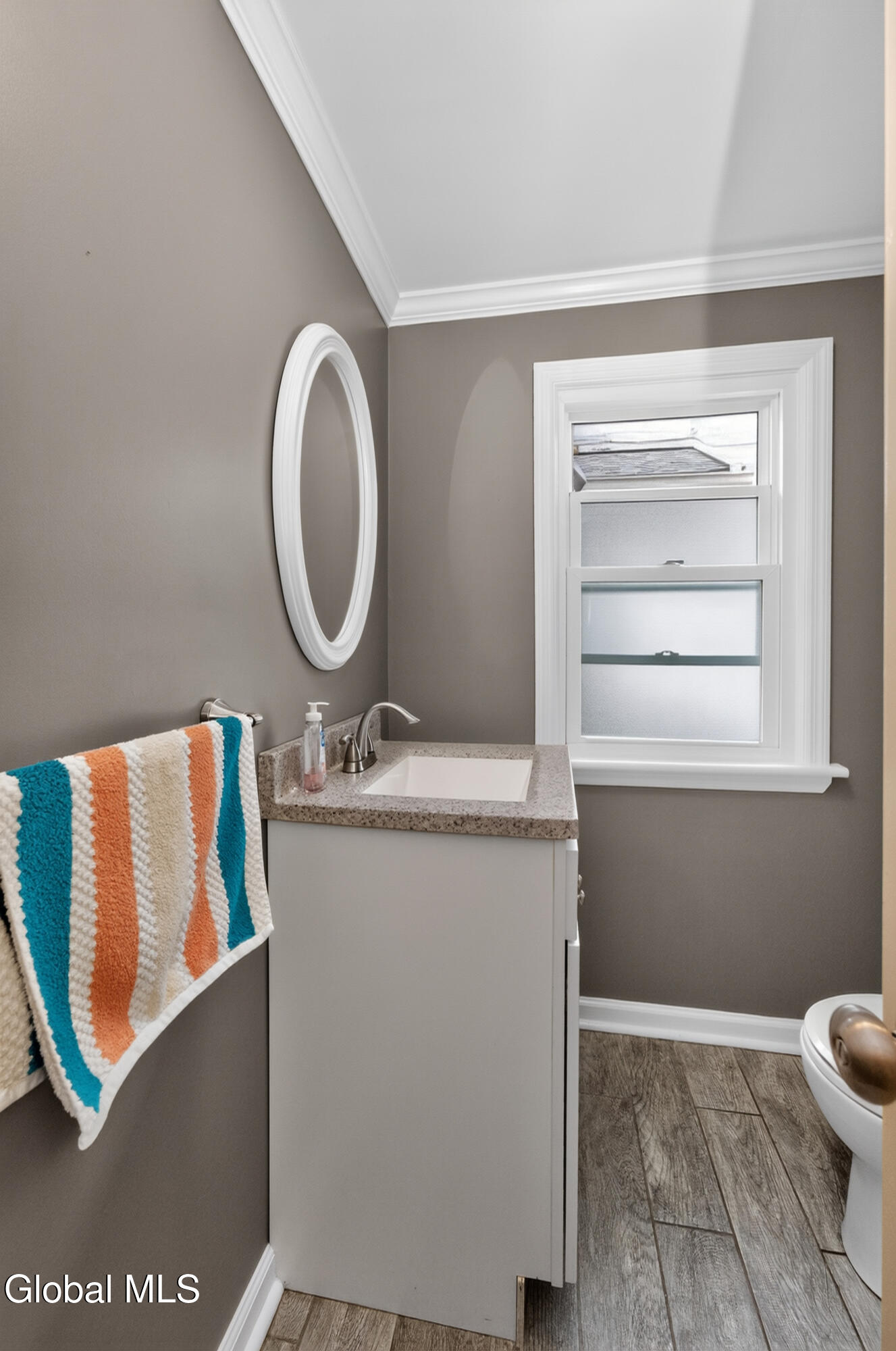 42 Buckingham Drive Albany NY 12208