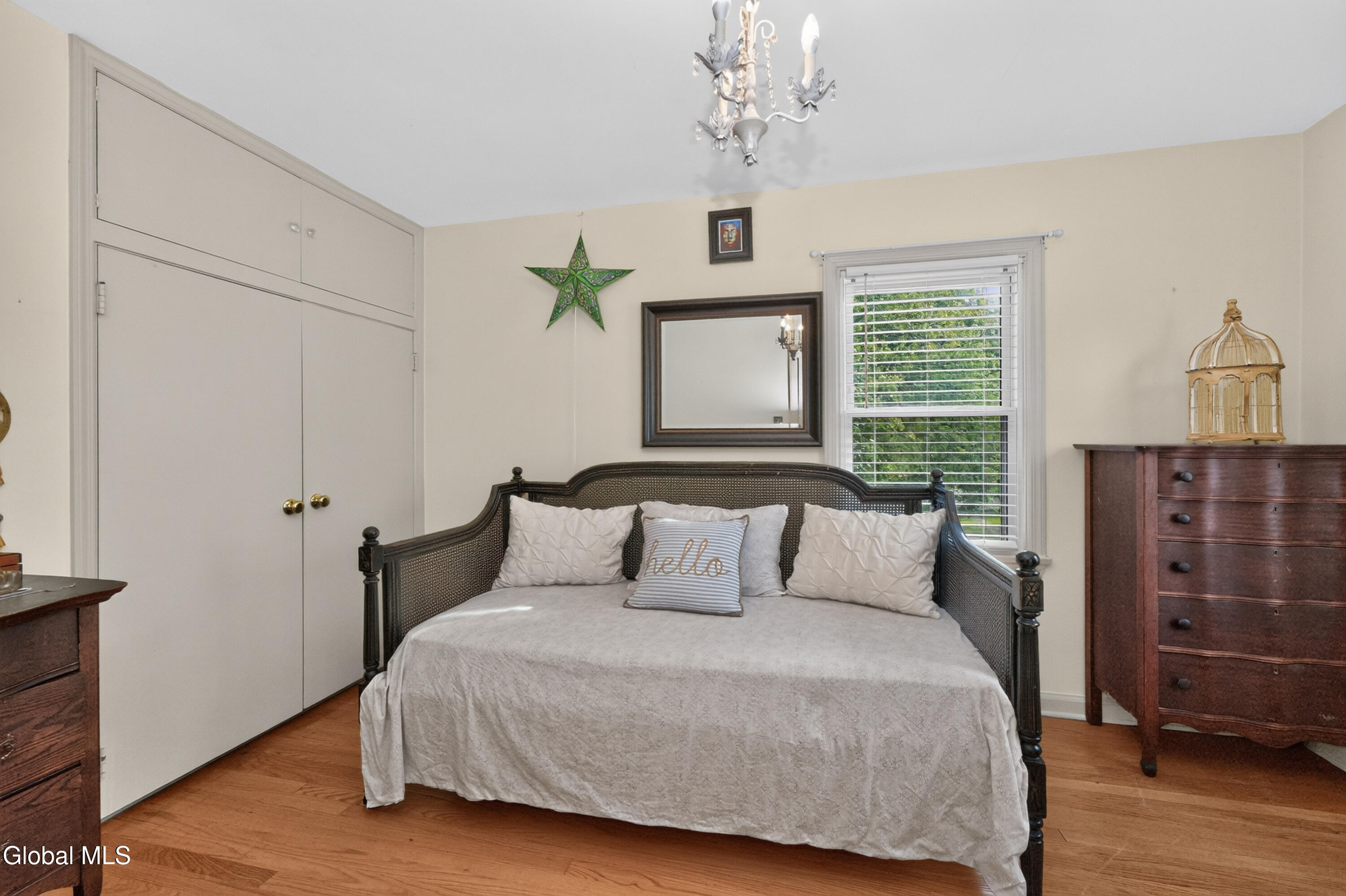 42 Buckingham Drive Albany NY 12208