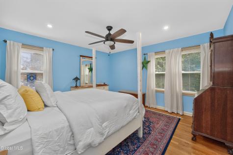 42 Buckingham Drive Albany NY 12208