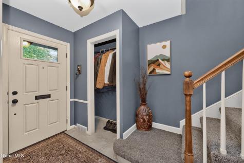 42 Buckingham Drive Albany NY 12208