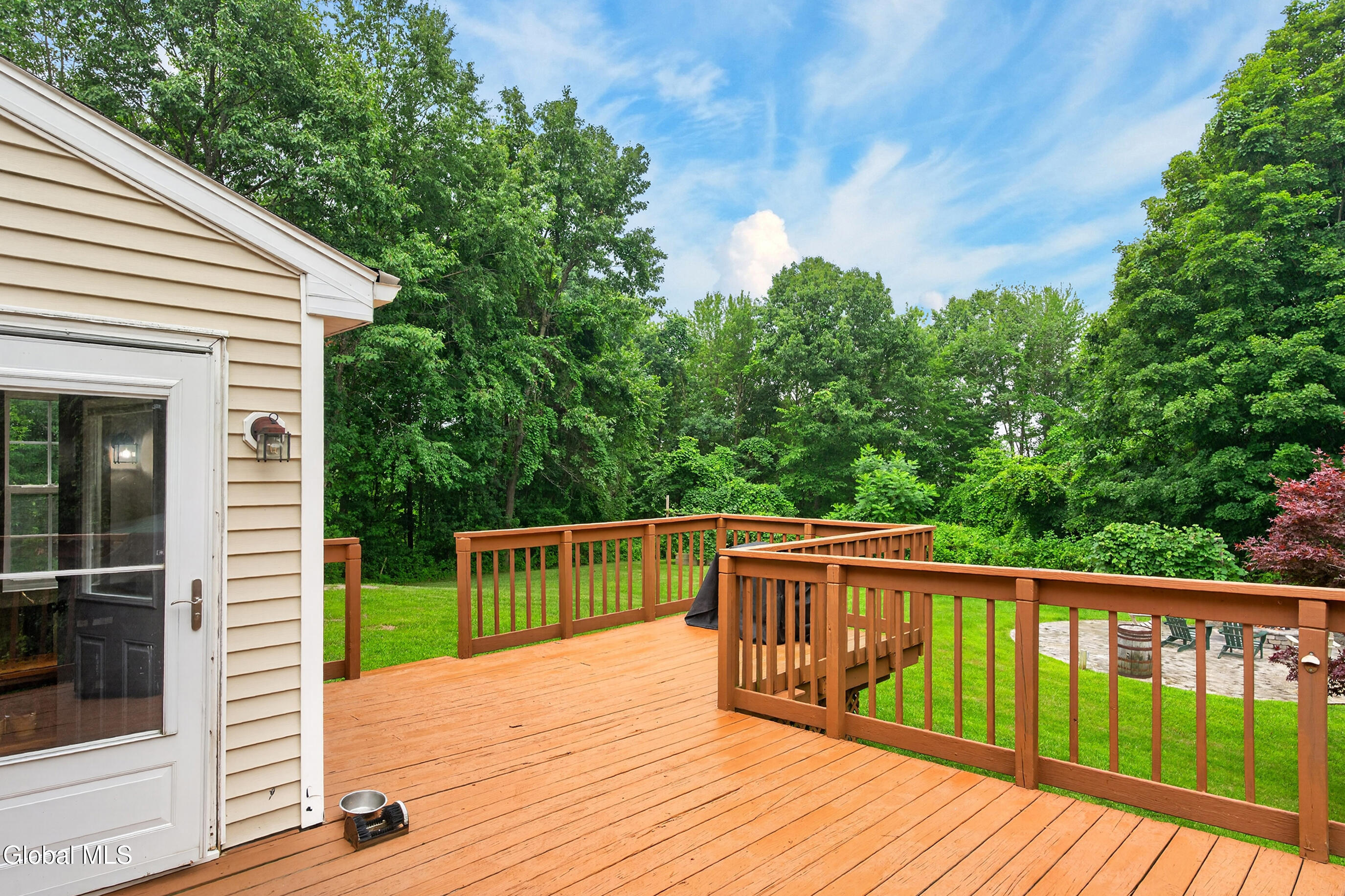 303 N Pole Road Melrose NY 12121