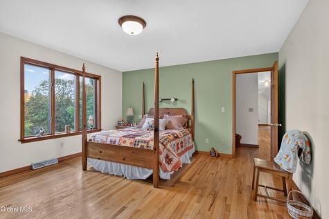 1276 Upper Gregg Road Schenectady NY 12306