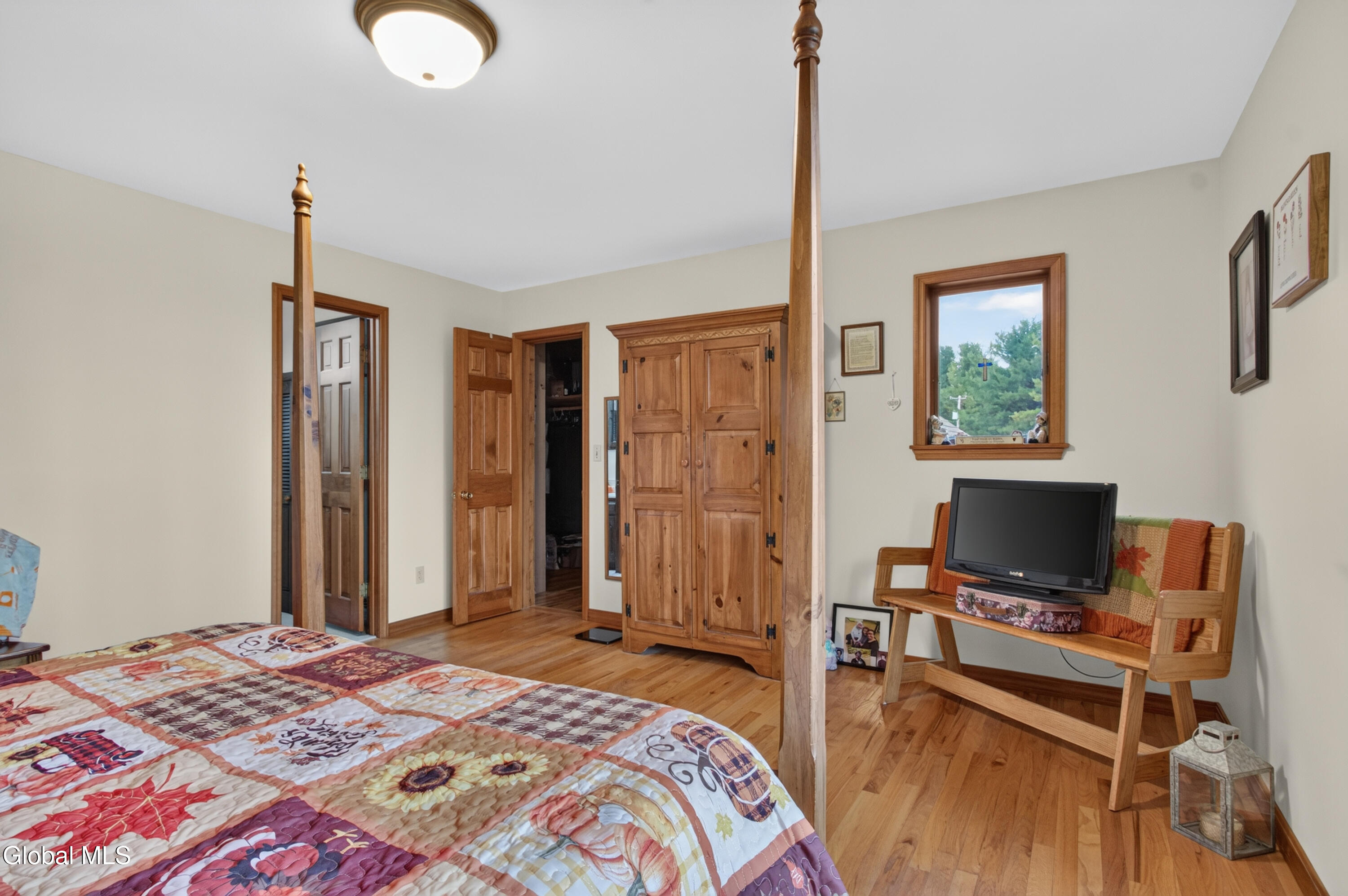 1276 Upper Gregg Road Schenectady NY 12306