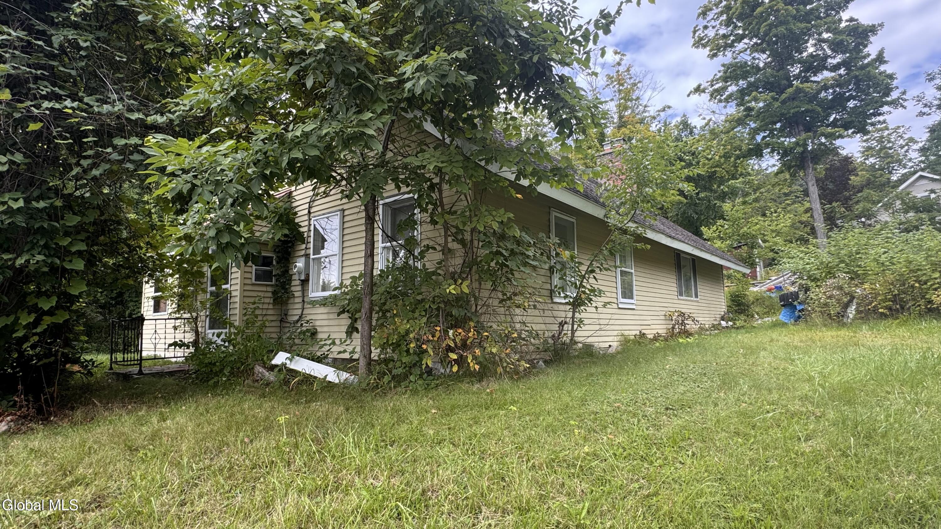 9 Victor Lane Averill Park NY 12018