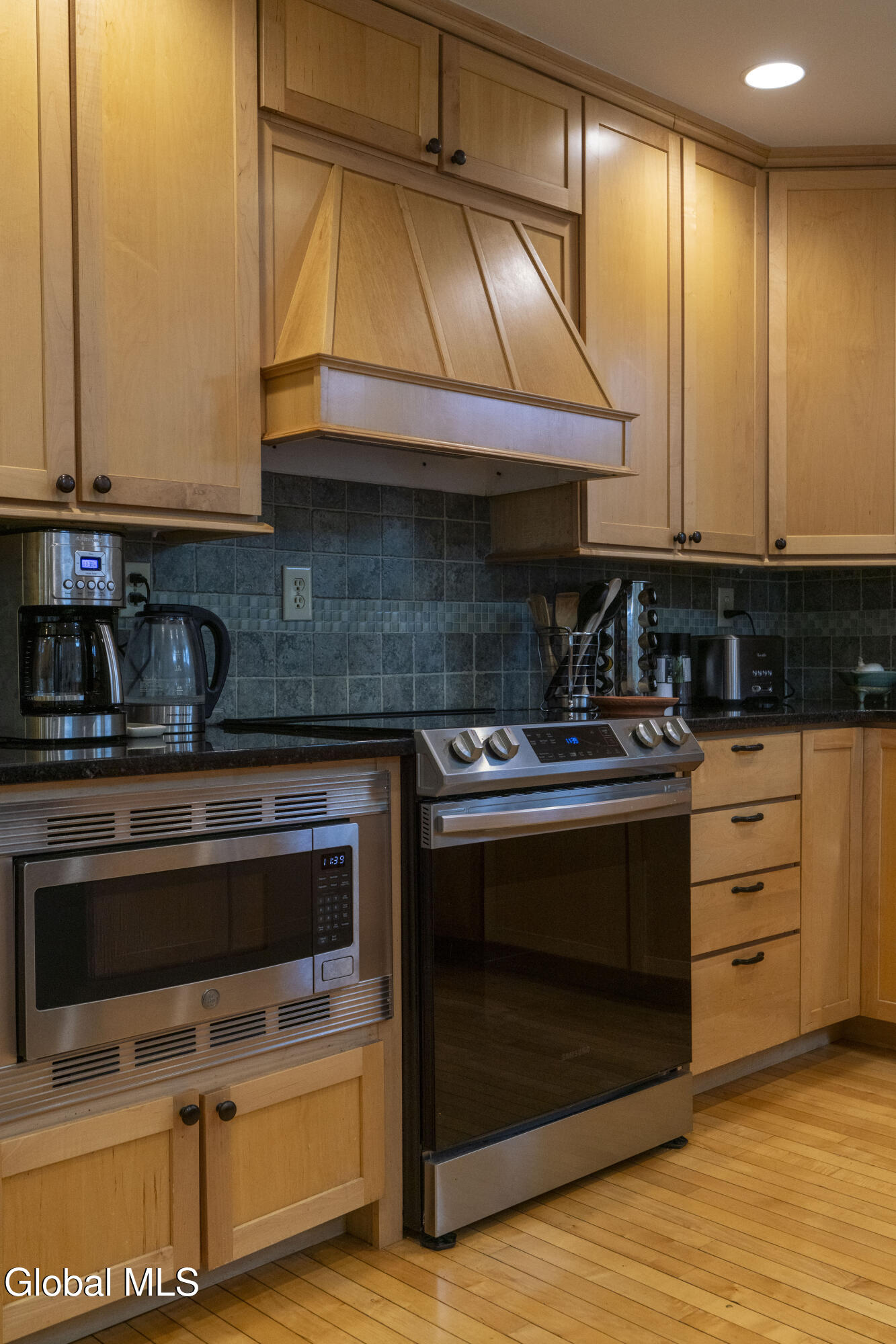 10 Longwood Drive Saratoga Springs NY 12866