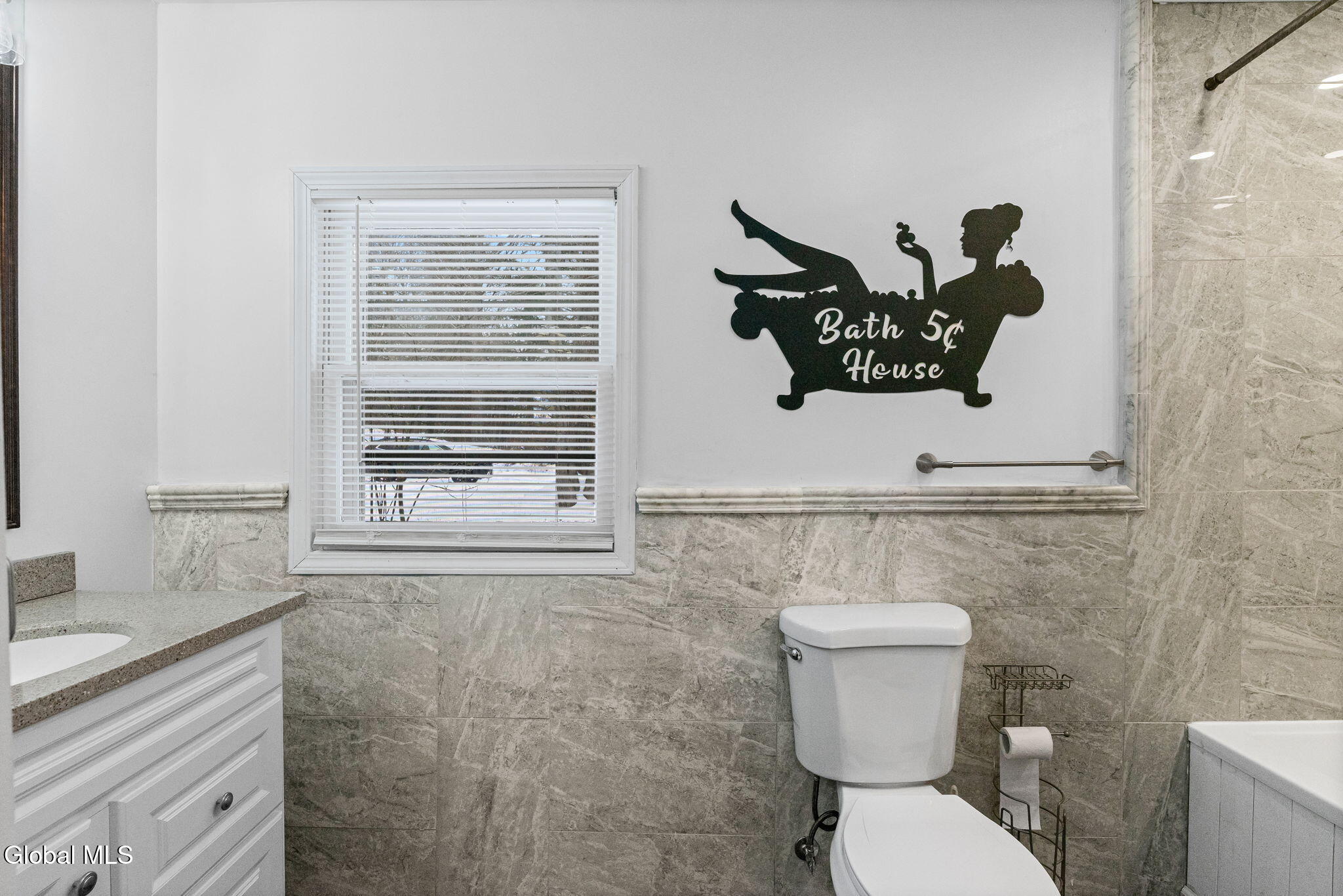 147 Beach Road Halfmoon NY 12065