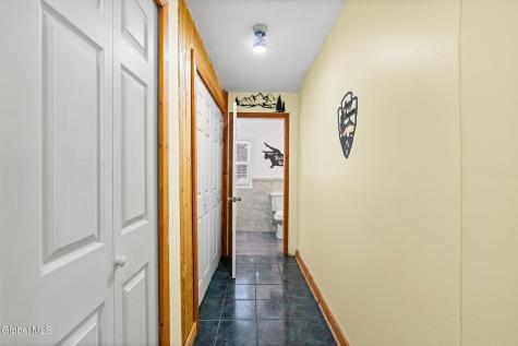 147 Beach Road Halfmoon NY 12065