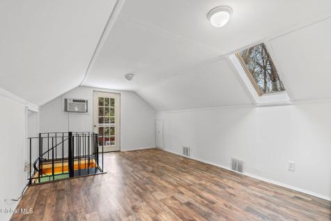 147 Beach Road Halfmoon NY 12065