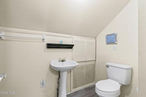 147 Beach Road Halfmoon NY 12065