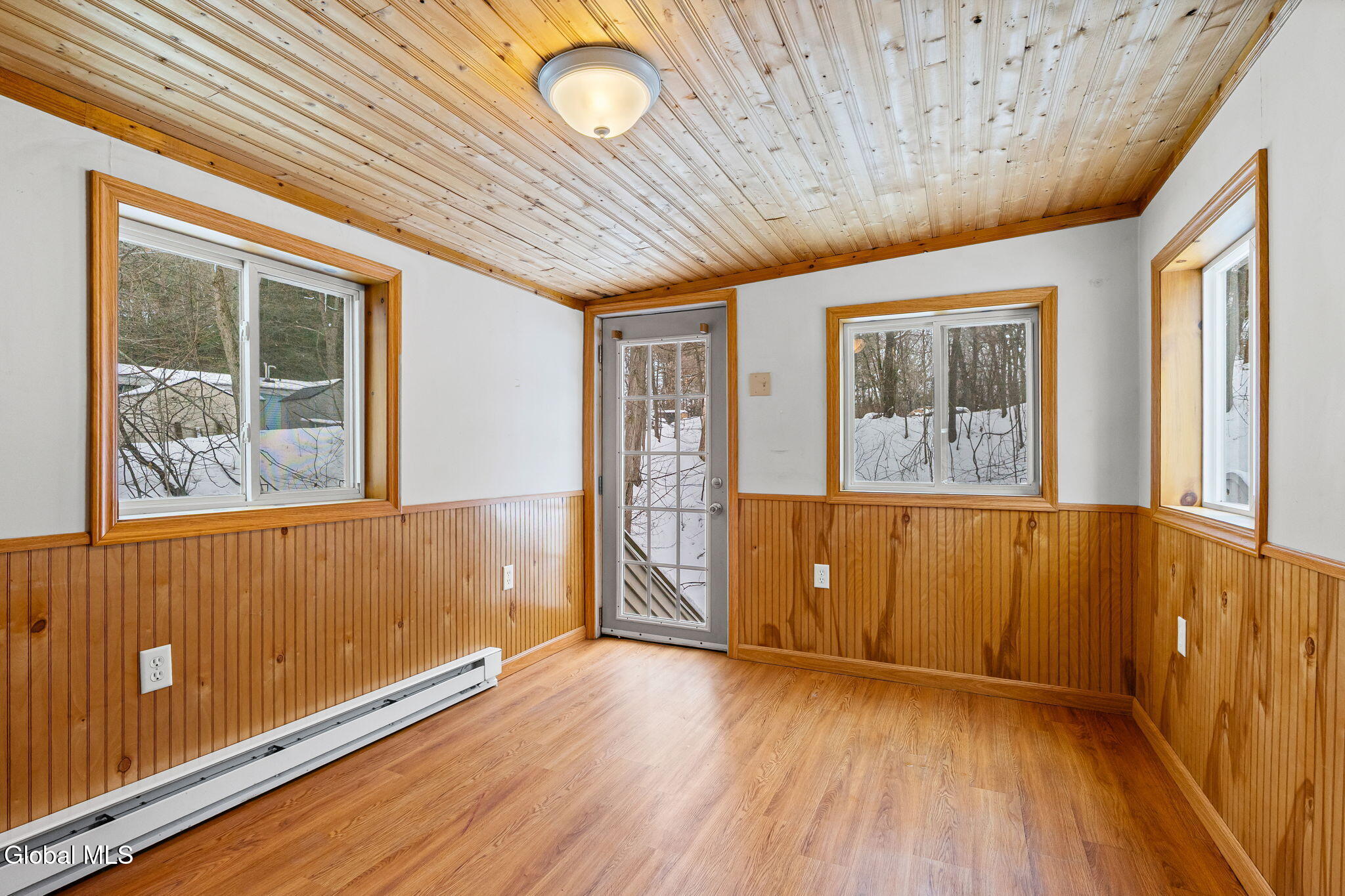 147 Beach Road Halfmoon NY 12065