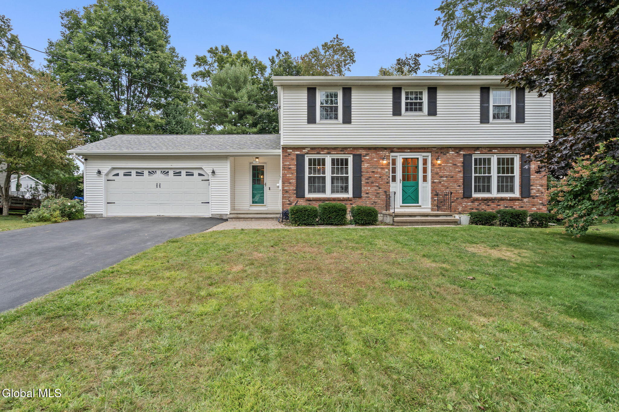 16 Sandstone Drive Burnt Hills NY 12027