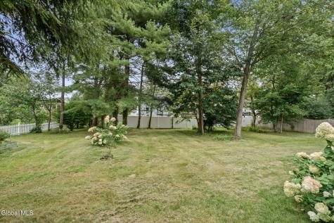 16 Sandstone Drive Burnt Hills NY 12027