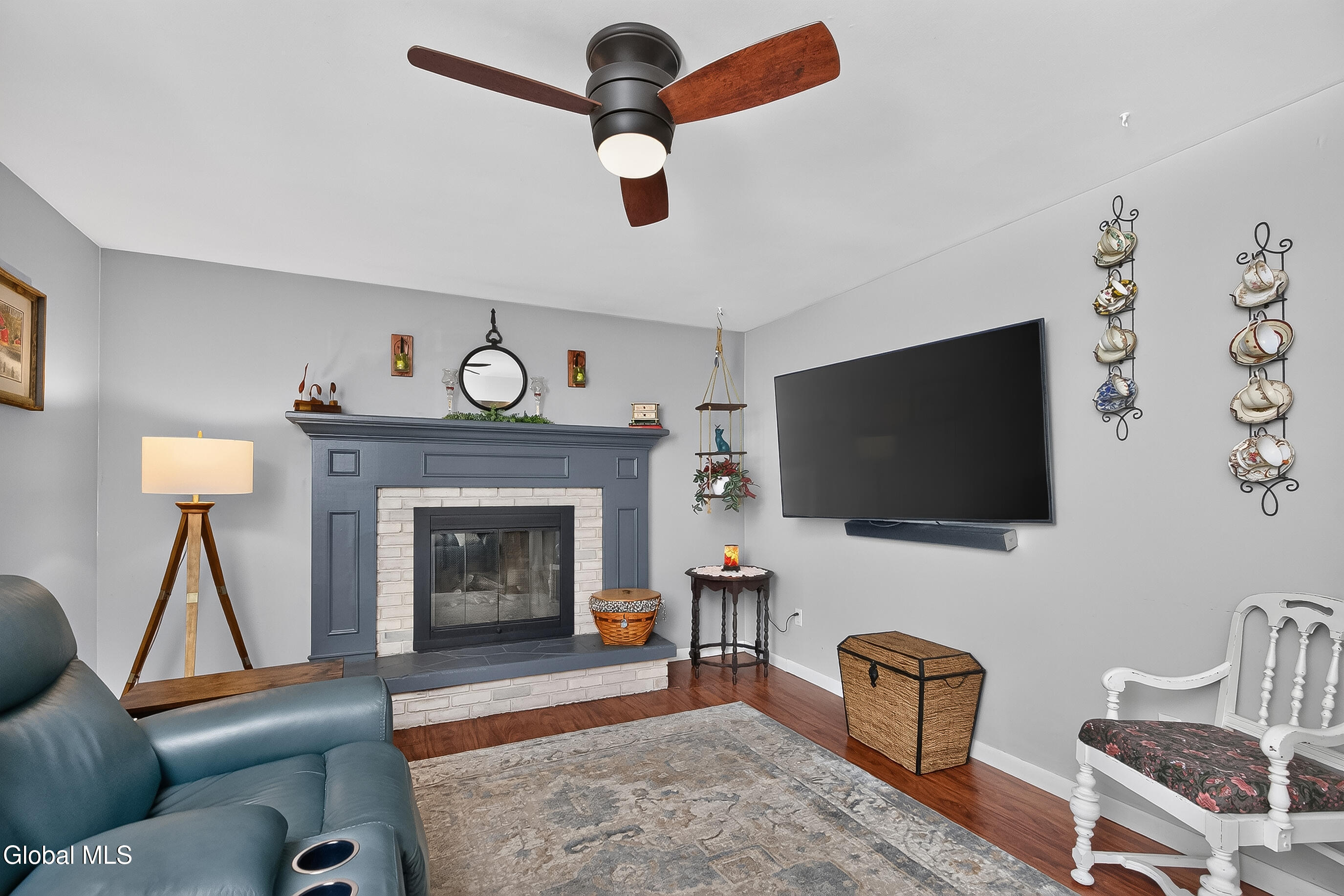 17 Crownwood Lane Queensbury NY 12804