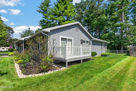 17 Crownwood Lane Queensbury NY 12804