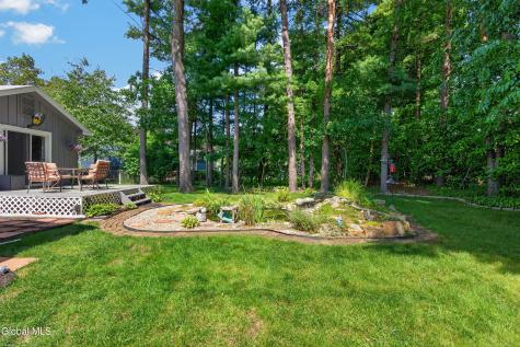17 Crownwood Lane Queensbury NY 12804