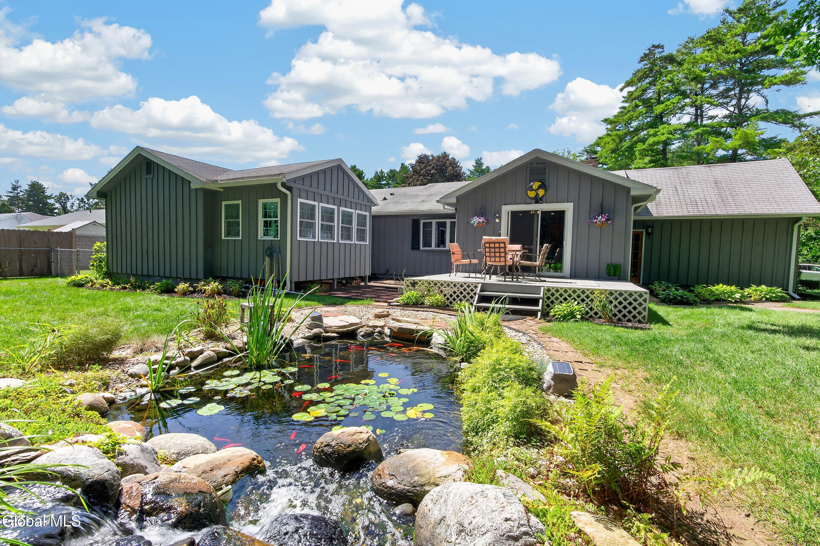 17 Crownwood Lane Queensbury NY 12804