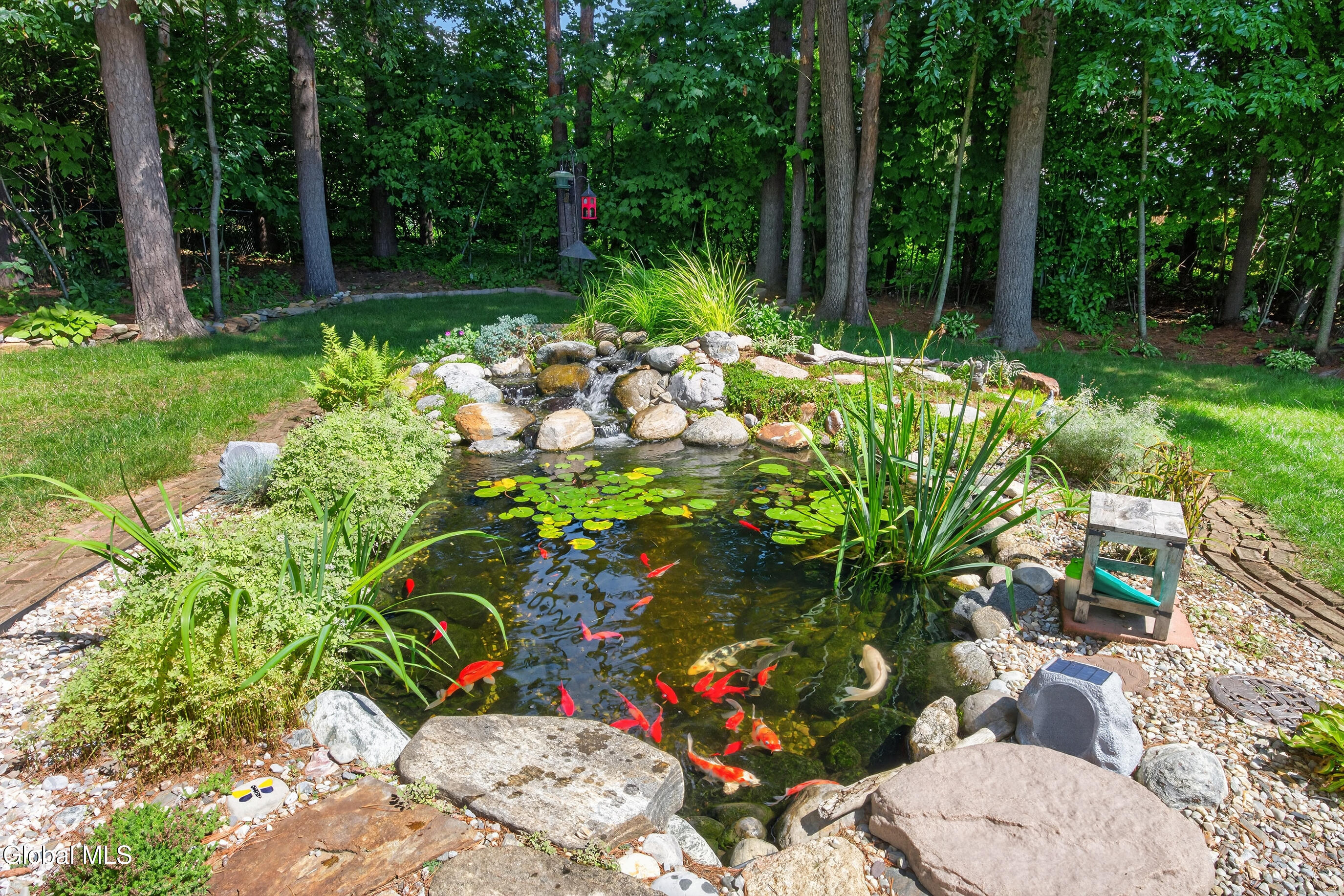 17 Crownwood Lane Queensbury NY 12804