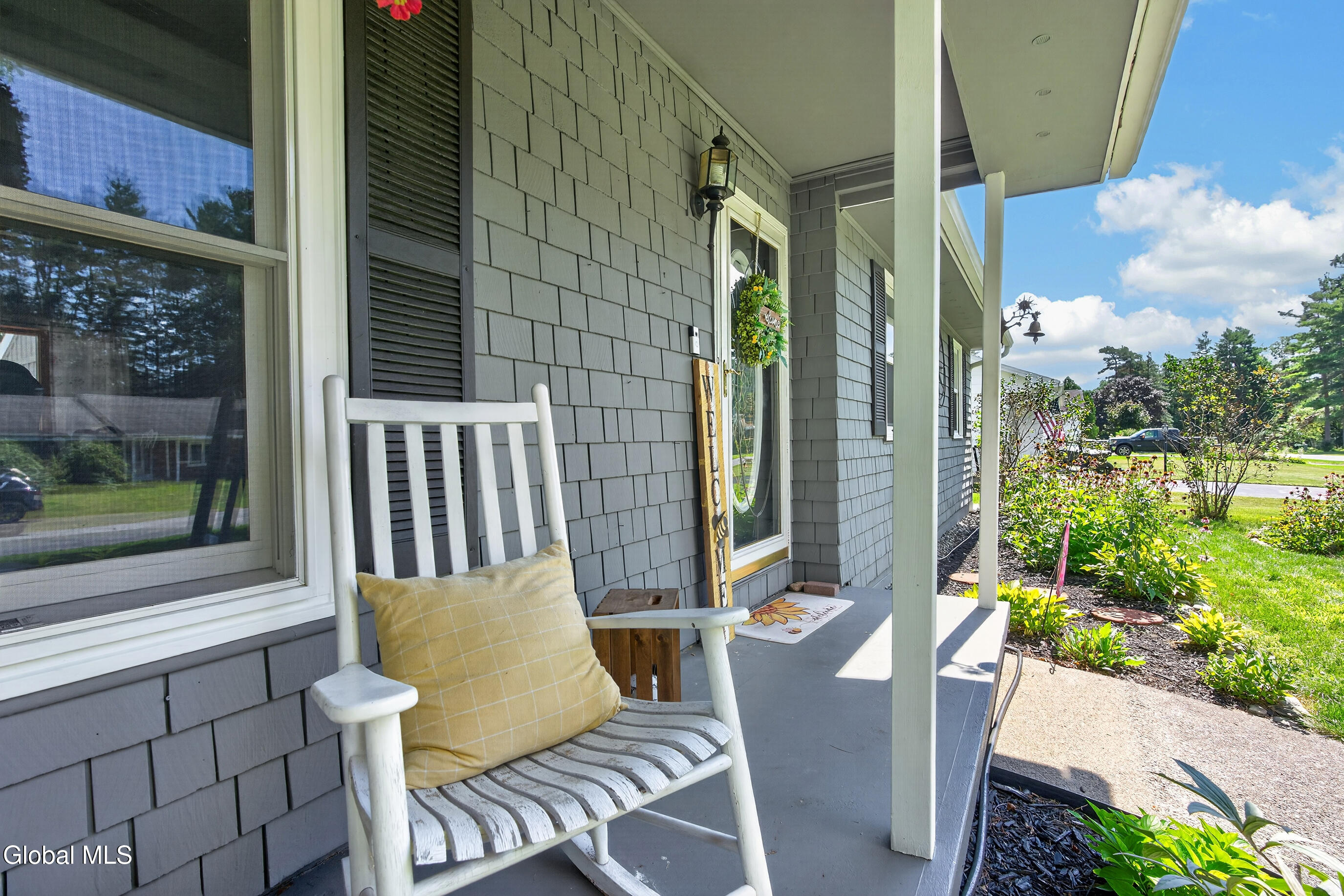 17 Crownwood Lane Queensbury NY 12804