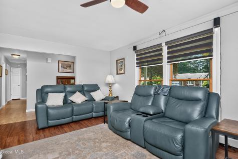 17 Crownwood Lane Queensbury NY 12804