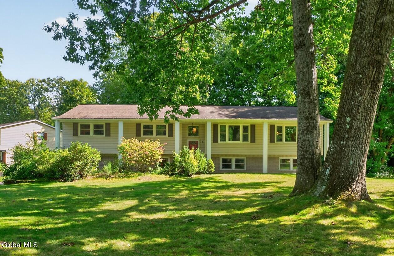 9 Meadow Valley Drive Clifton Park NY 12065
