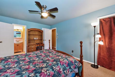 9 Meadow Valley Drive Clifton Park NY 12065