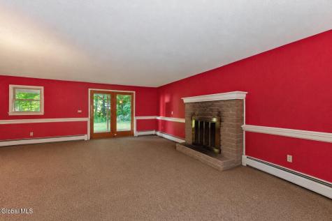 9 Meadow Valley Drive Clifton Park NY 12065