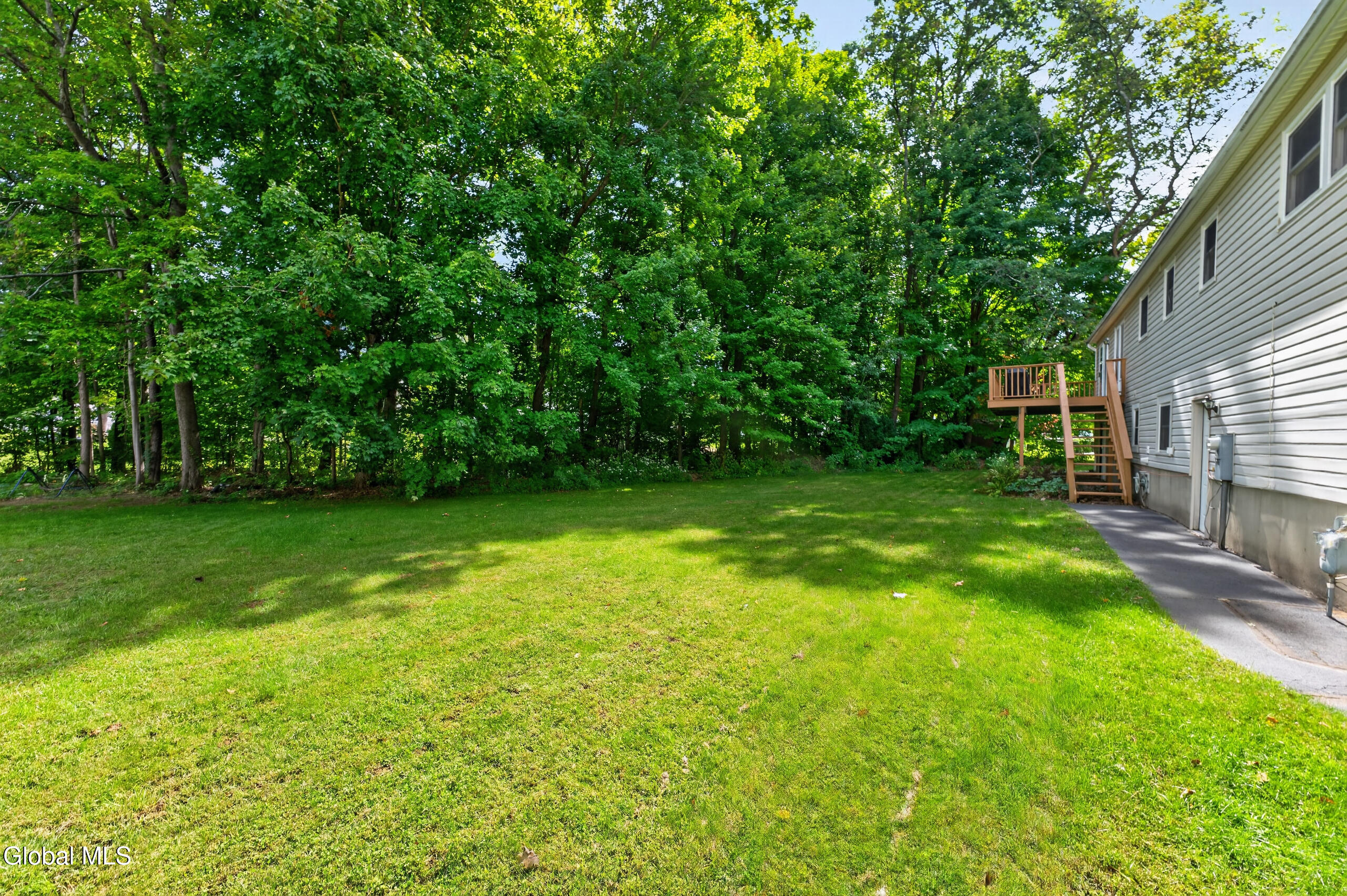 9 Meadow Valley Drive Clifton Park NY 12065