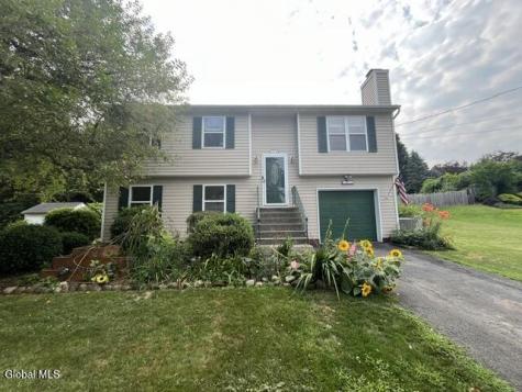 174 New Turnpike Road Schaghticoke NY 12182